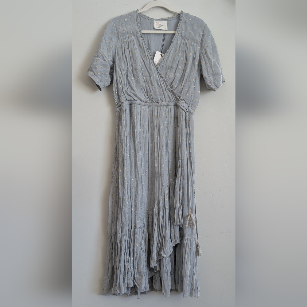 Elegant Blue Midi Dress with Textured Design
